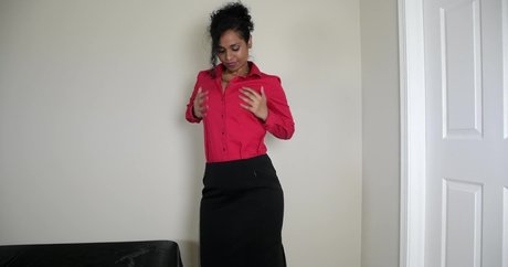 Horny Lily best actress img