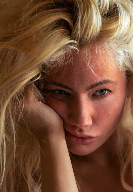Ivy Wolfe model nice images