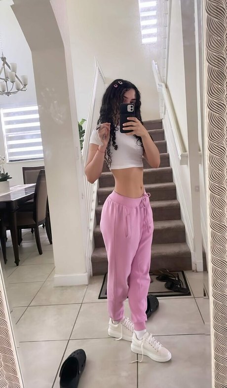 Ashleyrqe profile image