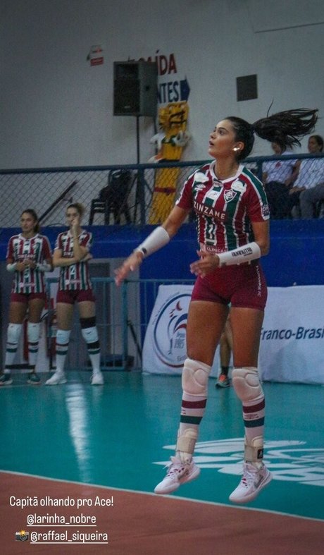 Lara Nobre porn model gallery