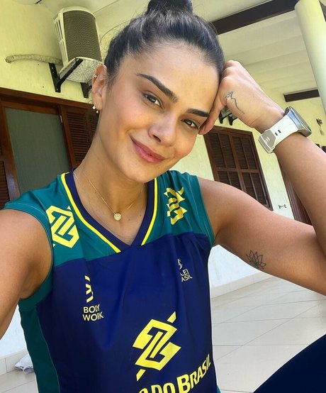 Lara Nobre pornstar nudes img