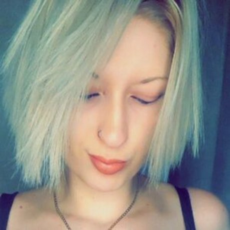 Sofie Young model pornographic pics