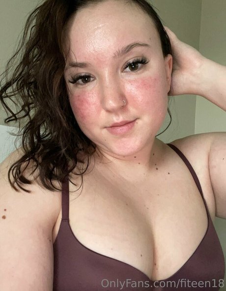fiteen18 sex model img