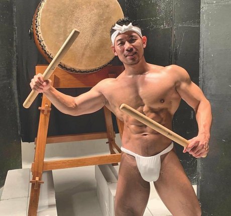 thick solo onlyfans nudes photos