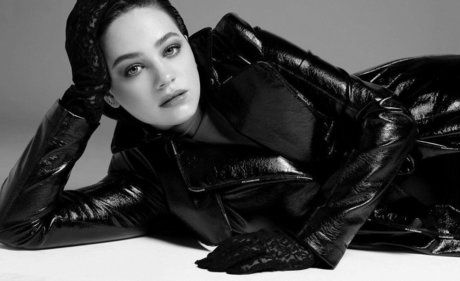 Mary Mouser star naked pictures