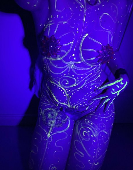 daisybanaisy nice model pic