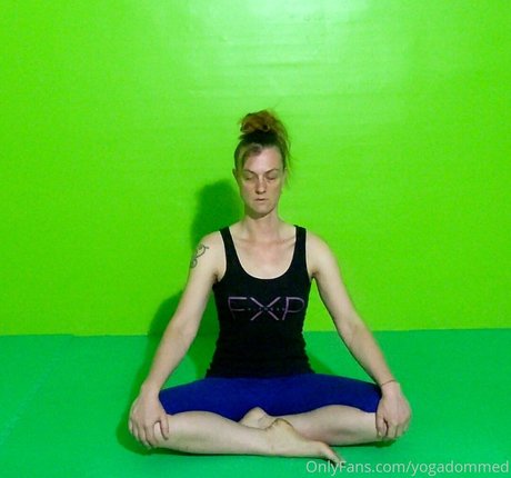 yogadommed star naked galleries