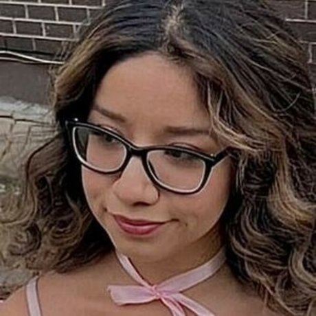 yetseniaa pornstar nice pic