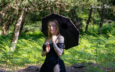 laceandleashes hot star galleries