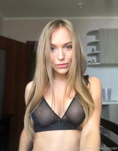 aislinxxxmodel hd star archive