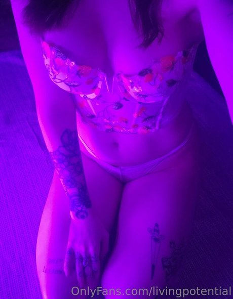 livingpotential star naked galleries