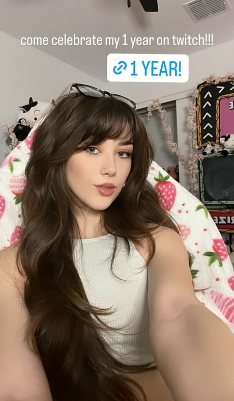 lesbian onlyfans sexy nudes archive