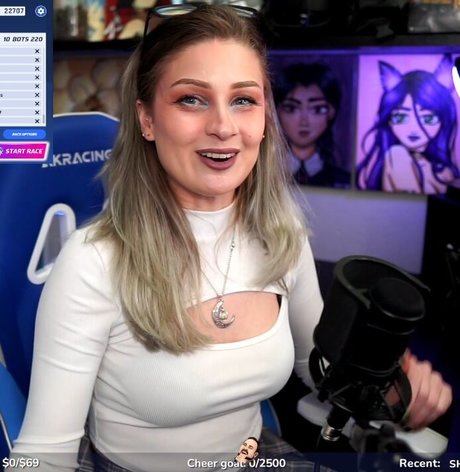 IceTokki pornstar pretty images