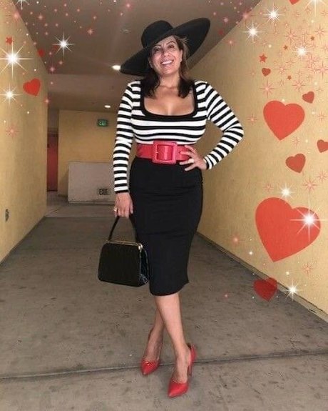 Mexymilf porn model pics