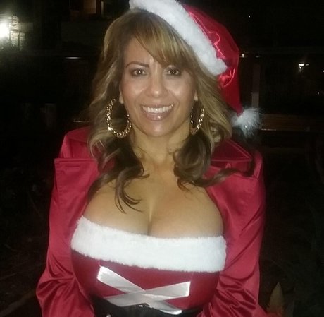 Mexymilf pretty actress photo