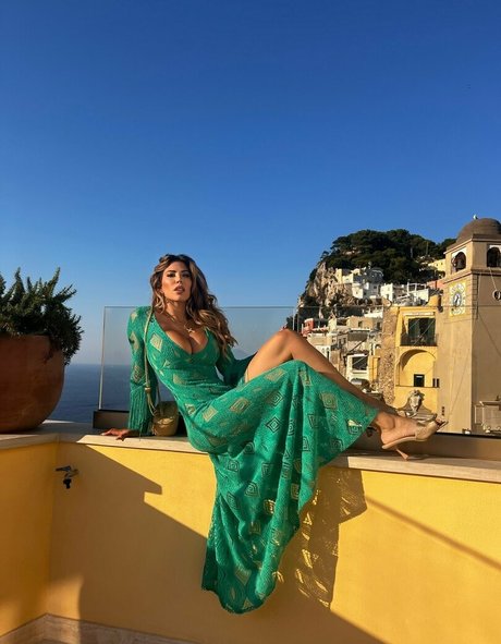 Abroadwithmila model nudes photos