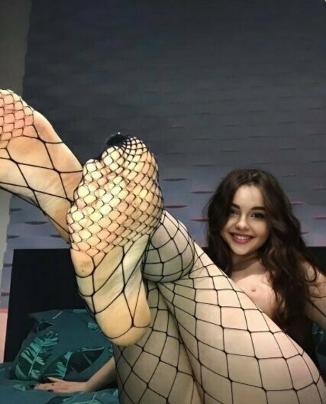 thick solo onlyfans top photo