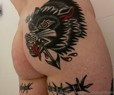 rippingthroughflesh top model archive