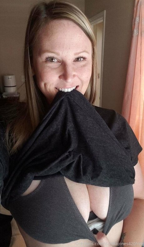 danikajones420free star exclusive photo