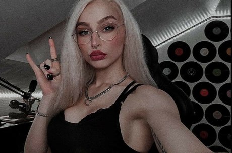 Dahlia Rex xxx model image