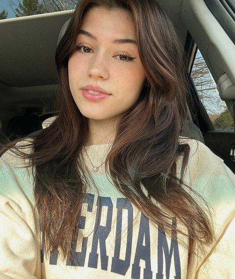 Ava Rose Beaune pornographic actress img