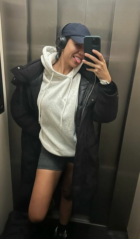 Maria Mood pornstar adult gallery