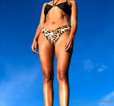 katecarl nudes star image