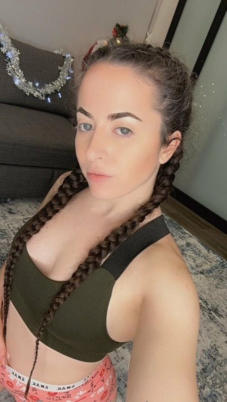 Courtney Sanderson erotic pornstar picture