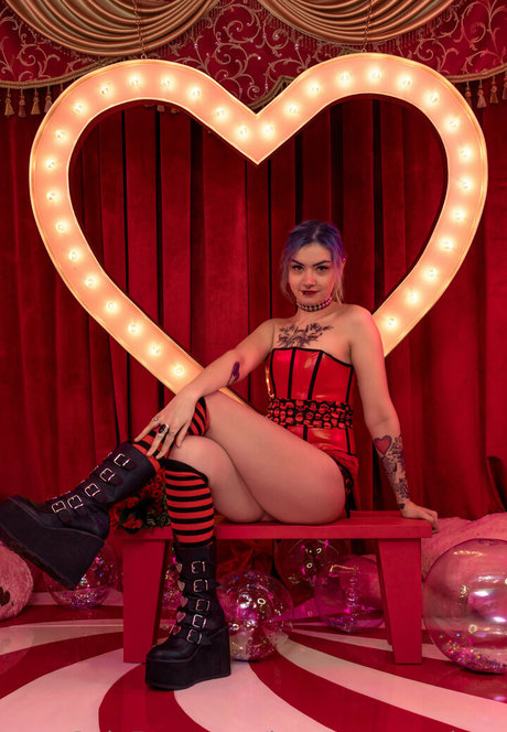 lunartemptations model sexy archive
