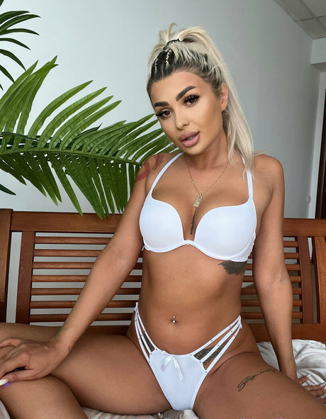 blonde wife onlyfans art xxx photo