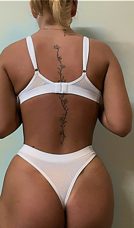 Immynicholls model high quality image