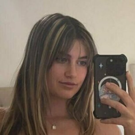 ASMR Carol star exclusive photo