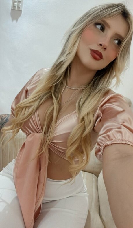 Isa Sudati pornstar sex photos