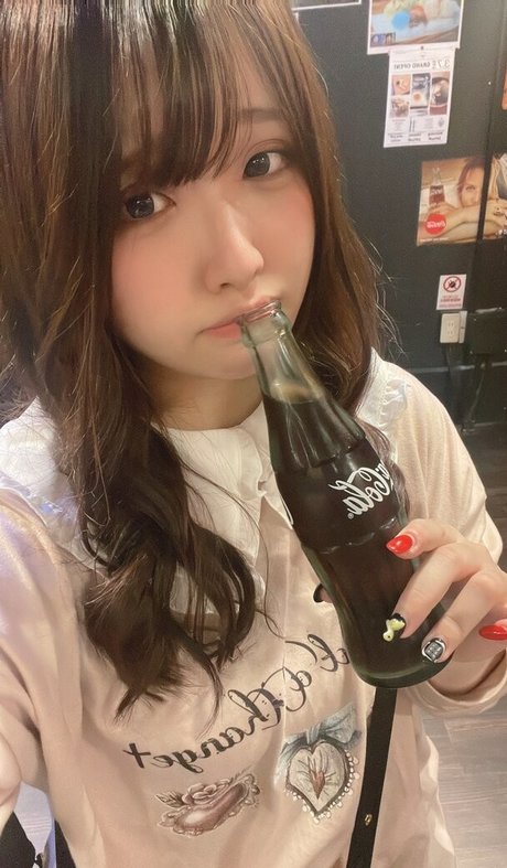 Yui Hiiragi star hd photo