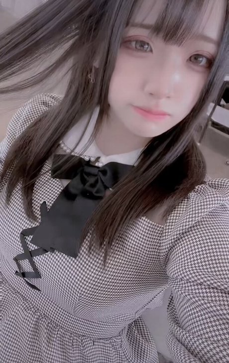 Yui Hiiragi star naked pic