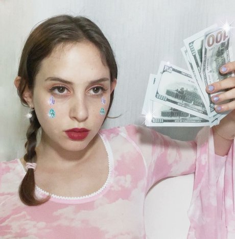 Mica Tenenbaum best star picture