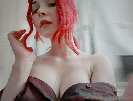 skarleeet nude model photo