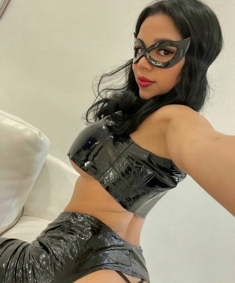 aleidaramirez star adult pics