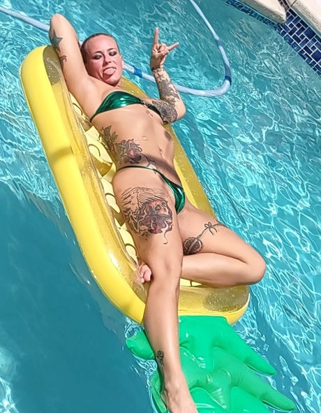 Sweetvenom1 hd pornstar galleries