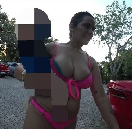 Sunaika Bruna pornstar high quality picture