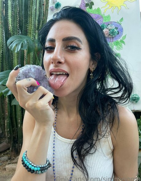 Simplysoma art actress photo