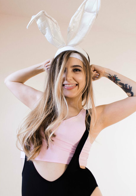 cuddlekink nudes actress galleries