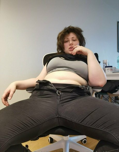 estella bathory pornographic star pics