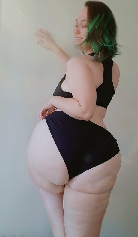 aussieoppaisenpai model naked pics