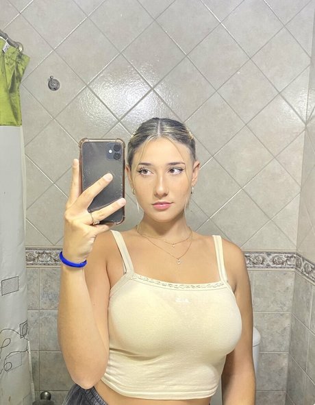 Yami Sanchez hd pornstar pictures