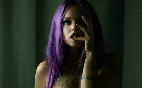 spicyrollersg nude star pics