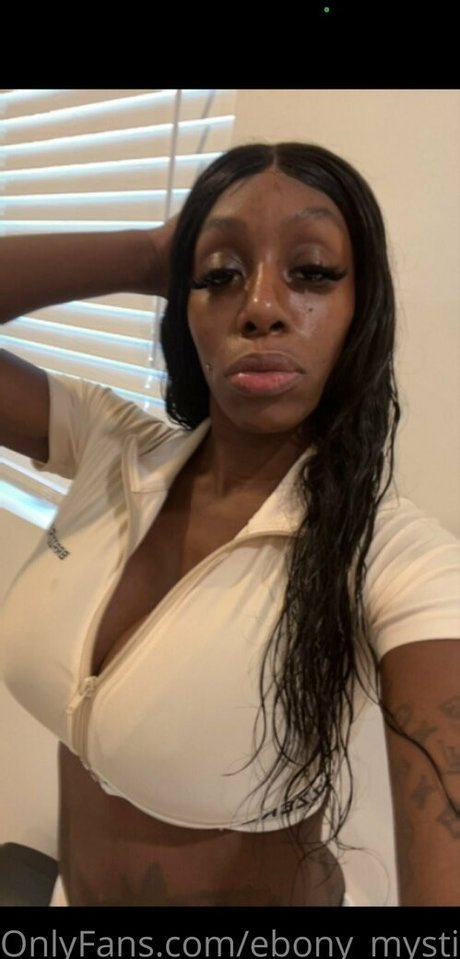 Ebony Mystique sex model gallery