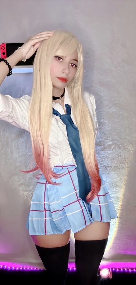 Lilywaifu model sexy picture