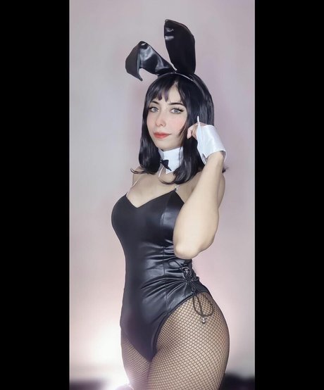 Lilywaifu pretty model picture