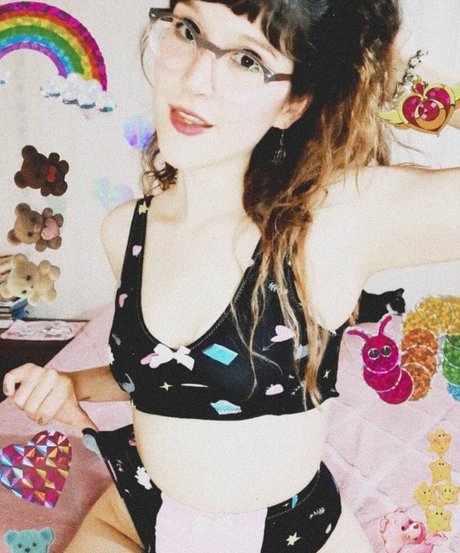 Space Bunny pornstar sexy galleries